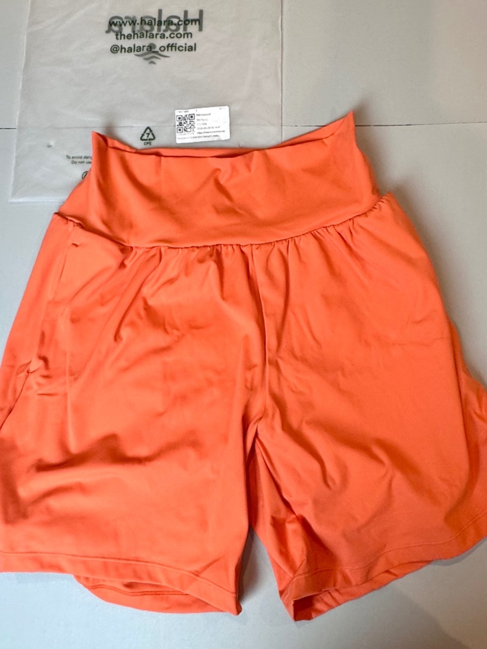 NWT Halara Softlyzero High-Waisted Flowy Shorts Orange Size Large